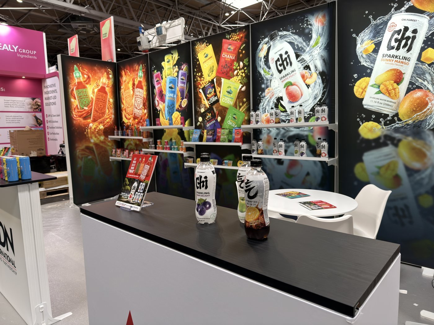 Chi Forest, Exhibition Stand